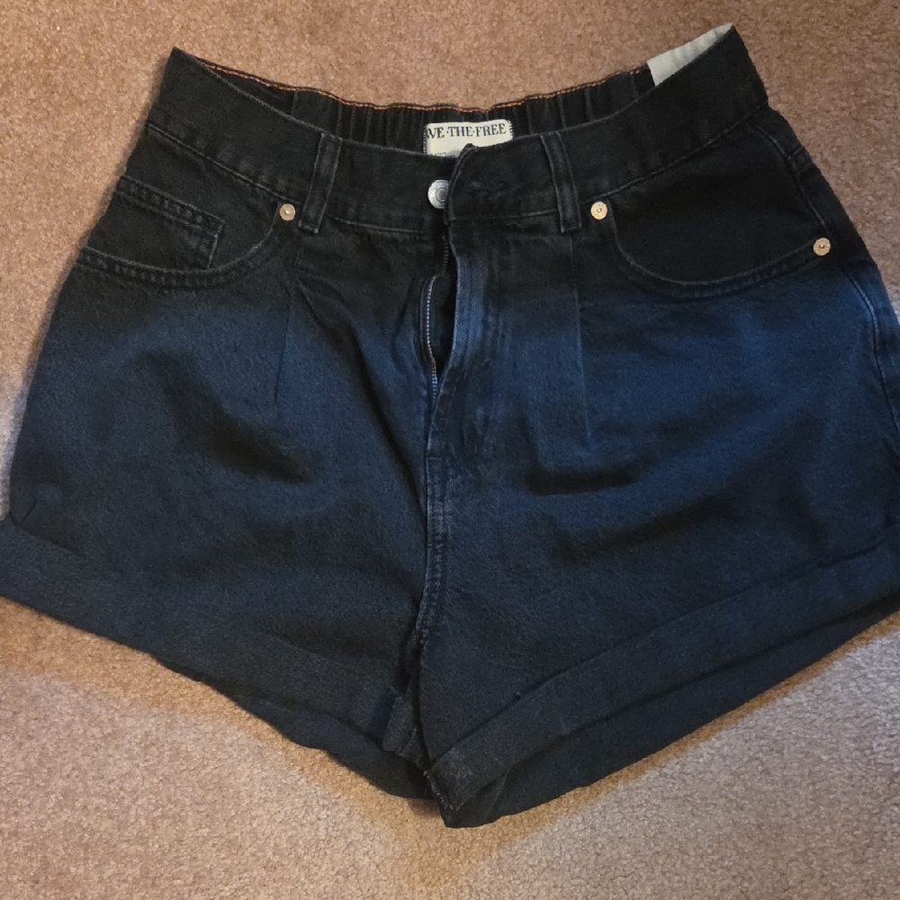 We The Free Dani Shorts- Size Small Black